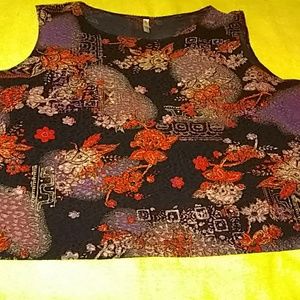 Sleeveless Asian style stretch tank top